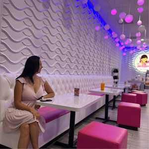 Meet your Posher, Yoly elizabeth